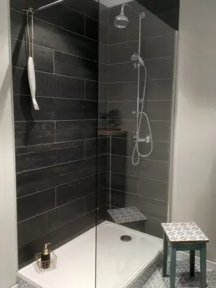 Üç Kişilik Oda, Banyolu/Duşlu (La Suite au bord de l eau)