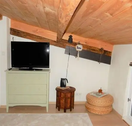 City Üç Kişilik Oda, Banyolu/Duşlu, Şehir Manzaralı