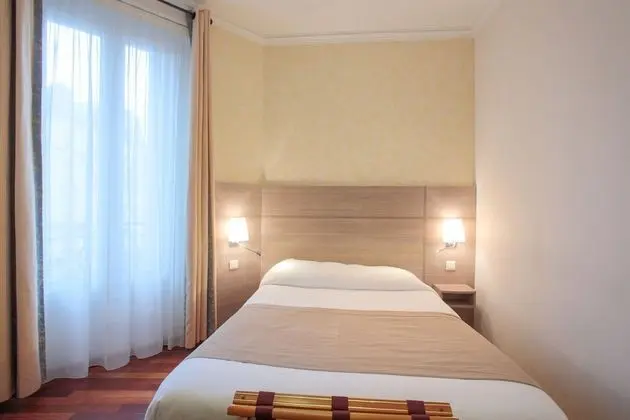 Classic Tek Büyük Yataklı Oda