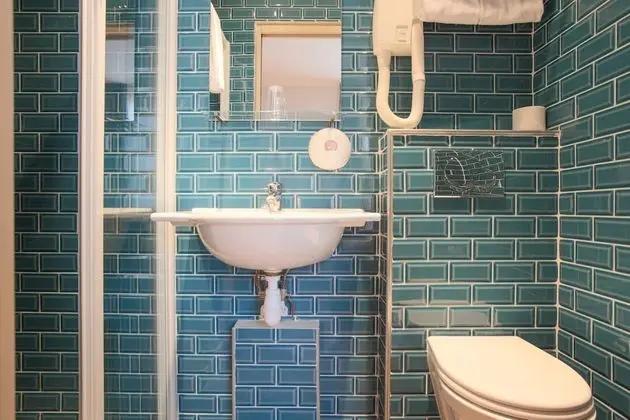 Classic Tek Büyük Yataklı Oda