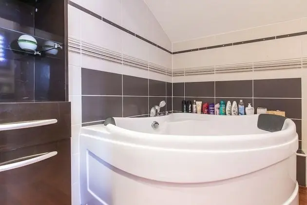 Superior Üç Kişilik Oda, Banyolu/Duşlu