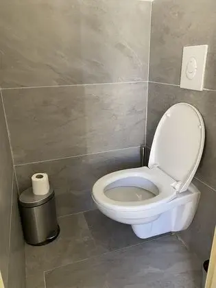 Classic Tek Büyük Yataklı Oda (2)