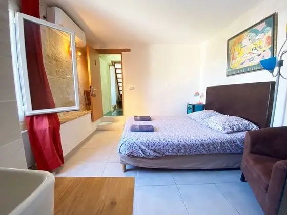 Design Tek Büyük Yataklı Oda (1)