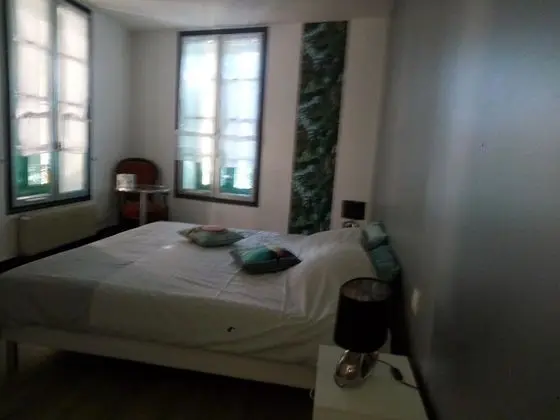 Comfort Tek Büyük Yataklı Oda