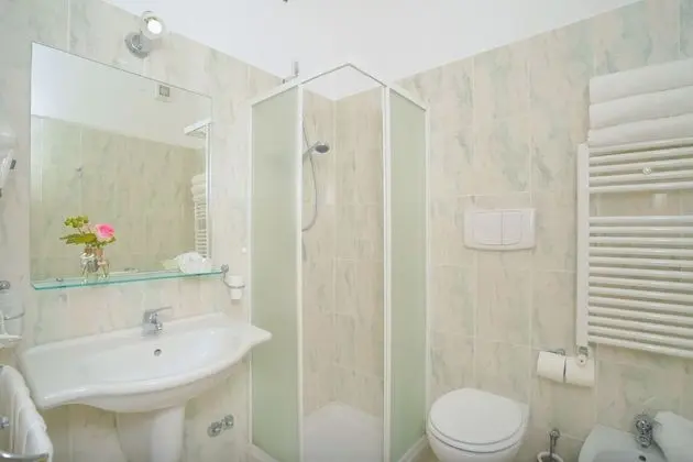 Standard Tek Büyük Yataklı Oda, Balkon