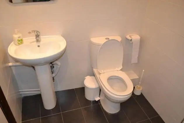 Üç Kişilik Oda (External Bathroom)