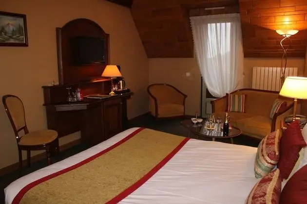 Comfort Tek Büyük Yataklı Oda
