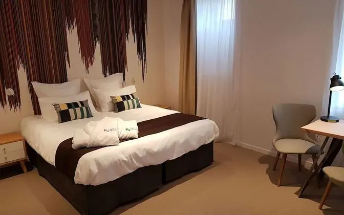 Comfort Tek Büyük Yataklı Oda