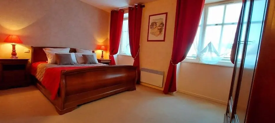 Deluxe Dört Kişilik Oda