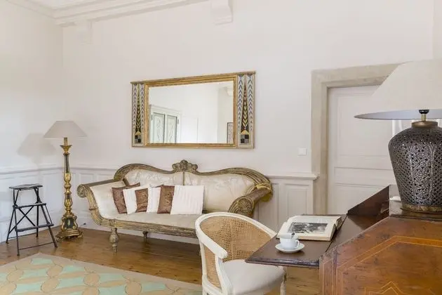 Superior Tek Büyük Yataklı Oda, Banyolu/Duşlu, Bahçe Manzaralı (Chambre de l'Amiral)