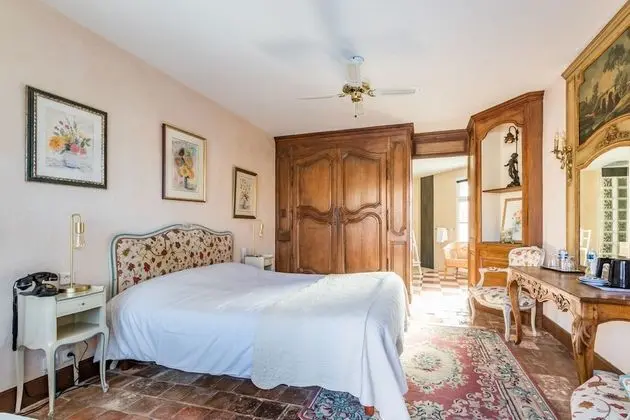 Premium Tek Büyük Yataklı Oda