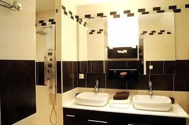 Premium Tek Büyük Yataklı Oda