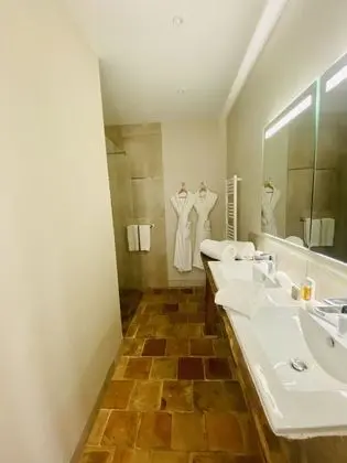 Comfort Tek Büyük Yataklı Oda, Deniz Manzaralı