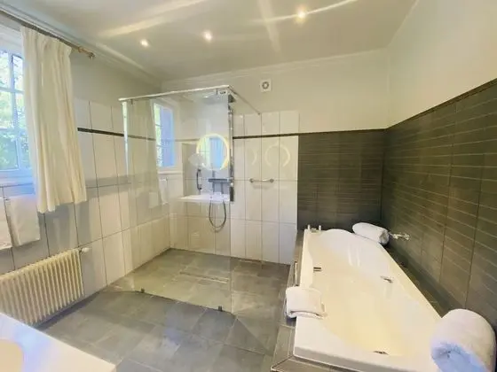 Comfort Tek Büyük Yataklı Oda, Deniz Manzaralı