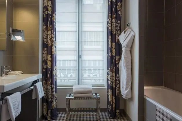 Superior Tek Büyük Yataklı Oda