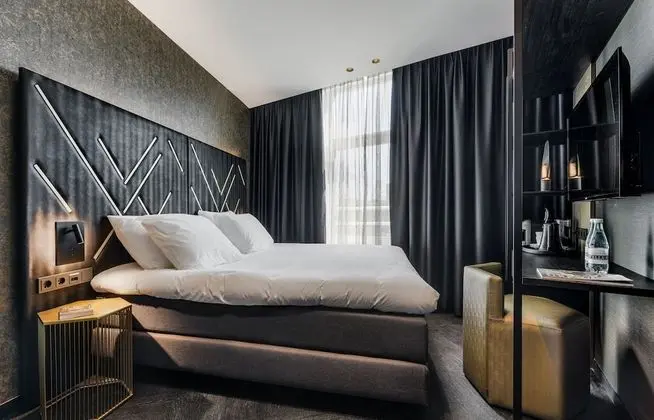 Comfort Tek Büyük Yataklı Oda