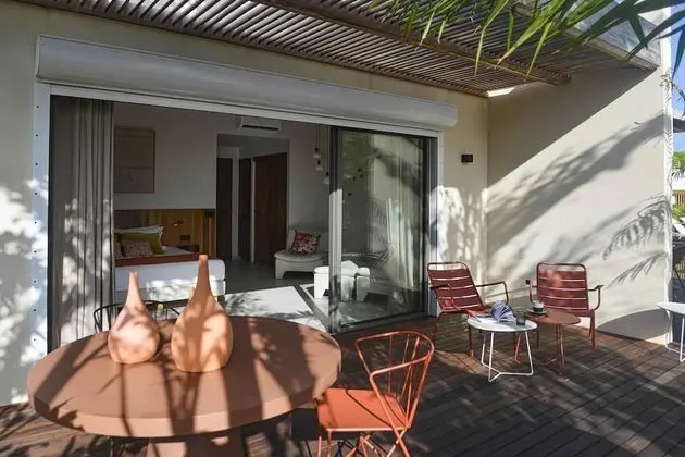 Deluxe Tek Büyük veya İki Ayrı Yataklı Oda, Engellilere Uygun, Bahçe Manzaralı