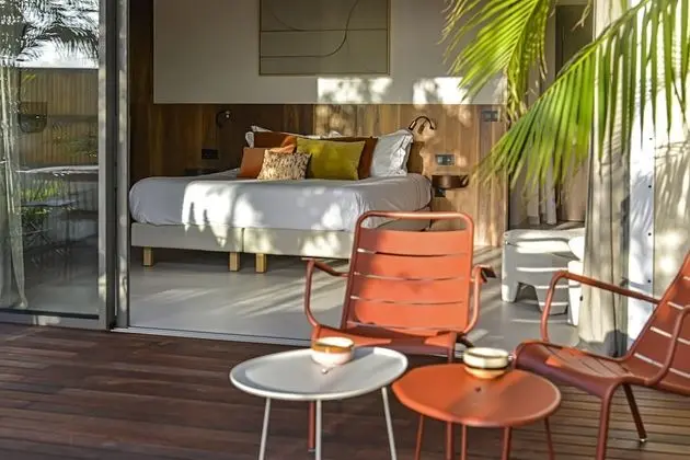 Deluxe Tek Büyük veya İki Ayrı Yataklı Oda, Engellilere Uygun, Bahçe Manzaralı