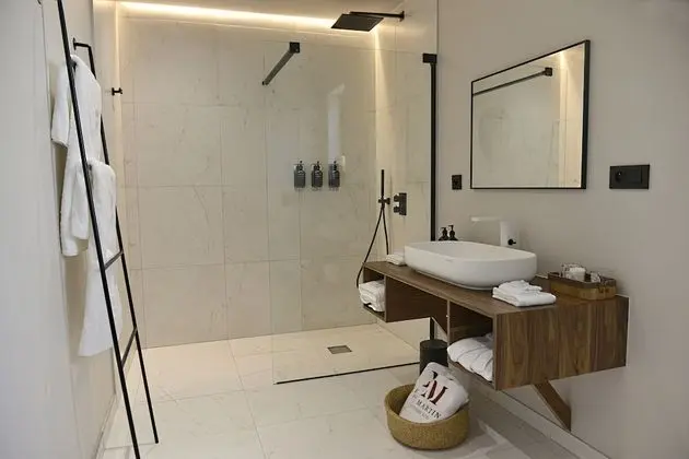 Deluxe Tek Büyük veya İki Ayrı Yataklı Oda, Engellilere Uygun, Bahçe Manzaralı