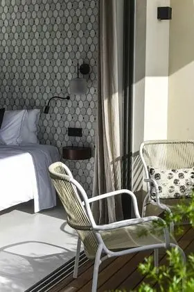 Deluxe Tek Büyük Yataklı Oda, Teras, Deniz Manzaralı