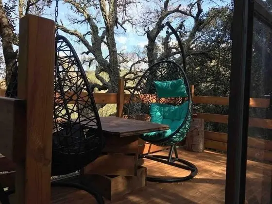 Bungalov (Pyramide de verre)