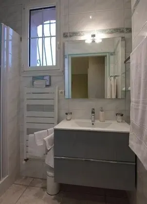 Tek Büyük Yataklı Oda (Chambre Scandinave)