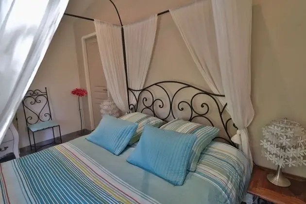 Tek Büyük Yataklı Oda (Calanque)