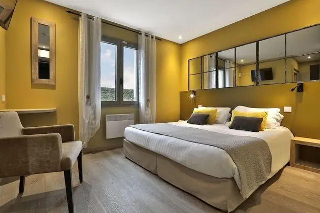Comfort Tek Büyük Yataklı Oda