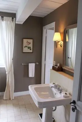 Luxury Tek Büyük Yataklı Oda