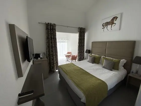 Junior Süit (for 3)