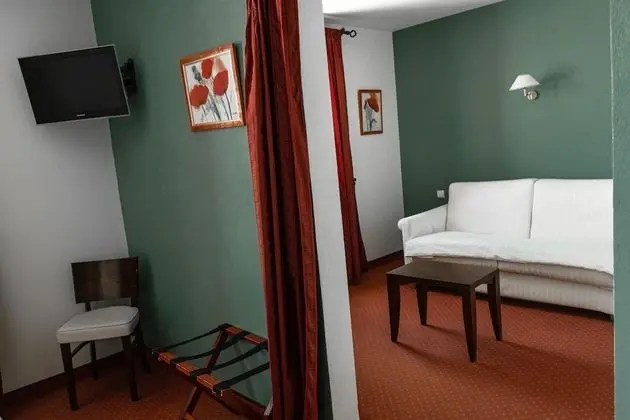 Family Dört Kişilik Oda