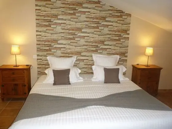 Standard Tek Büyük Yataklı Oda, Özel Banyo (De Surga)