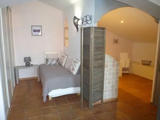 Standard Tek Büyük Yataklı Oda, Özel Banyo (El Miura)