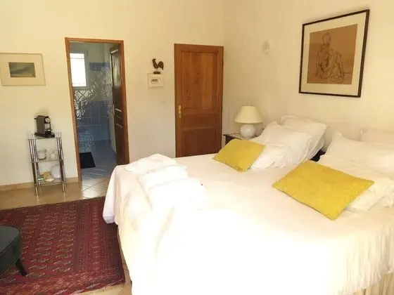 Superior Tek Büyük veya İki Ayrı Yataklı Oda (La Garrigue)