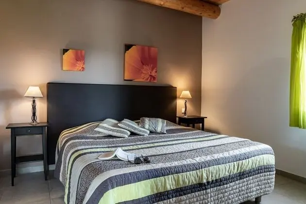 Villa, Banyolu/Duşlu, Bahçe Manzaralı (Garance)