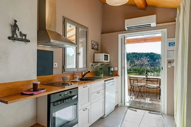 Villa, Banyolu/Duşlu, Bahçe Manzaralı (Garance)