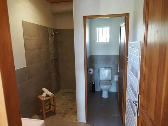 Villa, Banyolu/Duşlu, Bahçe Manzaralı (Garance)