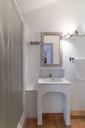 Tek Büyük Yataklı Oda, Banyolu/Duşlu (Iris)