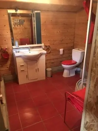 Standard Dağ Evi, Banyolu/Duşlu, Havuz Manzaralı