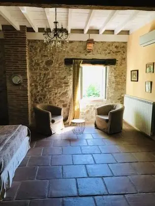 Tek Büyük Yataklı Oda (Louise Bonne)