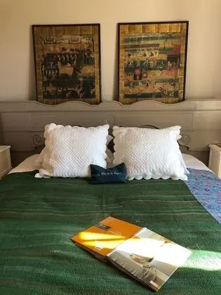 Superior Tek Büyük Yataklı Oda, Bahçe Manzaralı (Occitane)