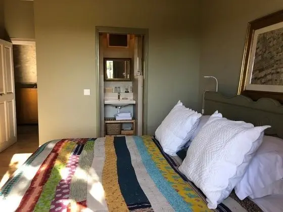 Superior Tek Büyük Yataklı Oda, Bahçe Manzaralı (Ocre)