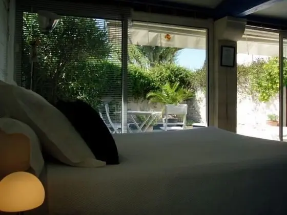 Deluxe Tek Büyük Yataklı Oda, Kişiye Özel Havuzlu, Havuz Kenarı