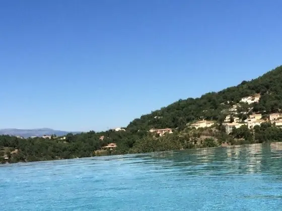 Tek Büyük Yataklı Oda, Özel Banyo