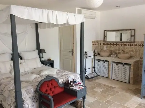 Romantic Üç Kişilik Oda, Banyolu/Duşlu, Park Manzaralı