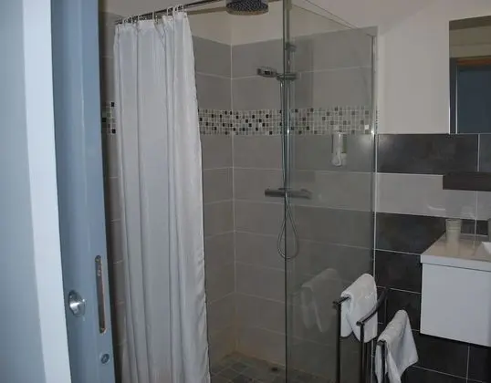 İki Ayrı Yataklı Oda, Özel Banyo