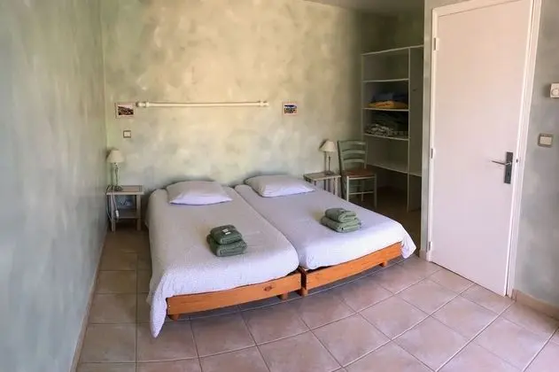 İki Ayrı Yataklı Oda, 2 Tek Kişilik Yatak