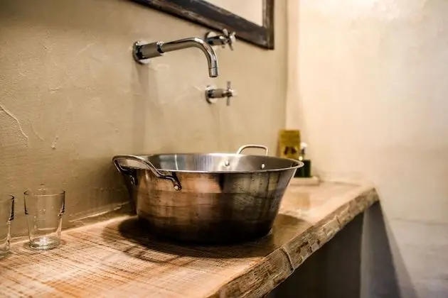 Tek Büyük Yataklı Oda