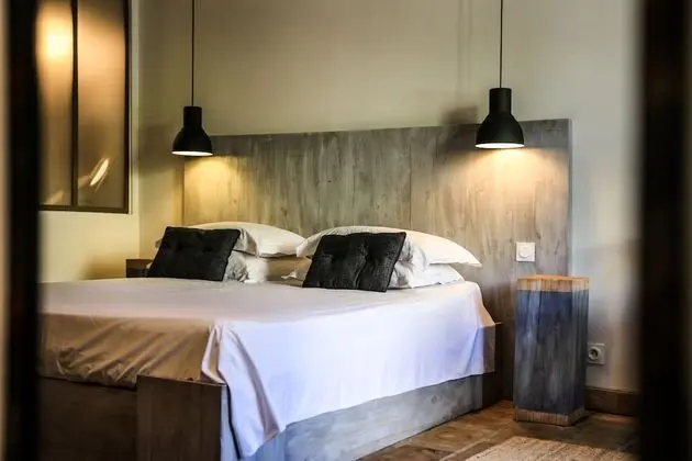 Tek Büyük Yataklı Oda, Zemin Kat