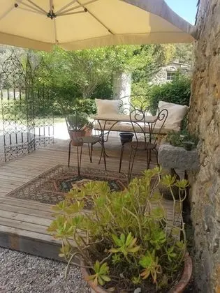 Tek Büyük Yataklı Oda (Chambre des pierres)